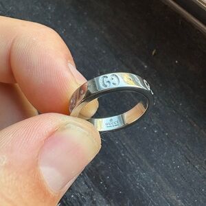 Gucci Silver ring